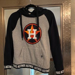 Houston Astro’s pullover